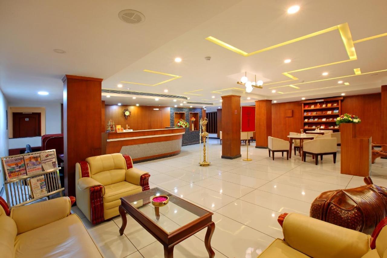 Tāmarakulam Sreevalsam Residency Kulanada酒店 外观 照片