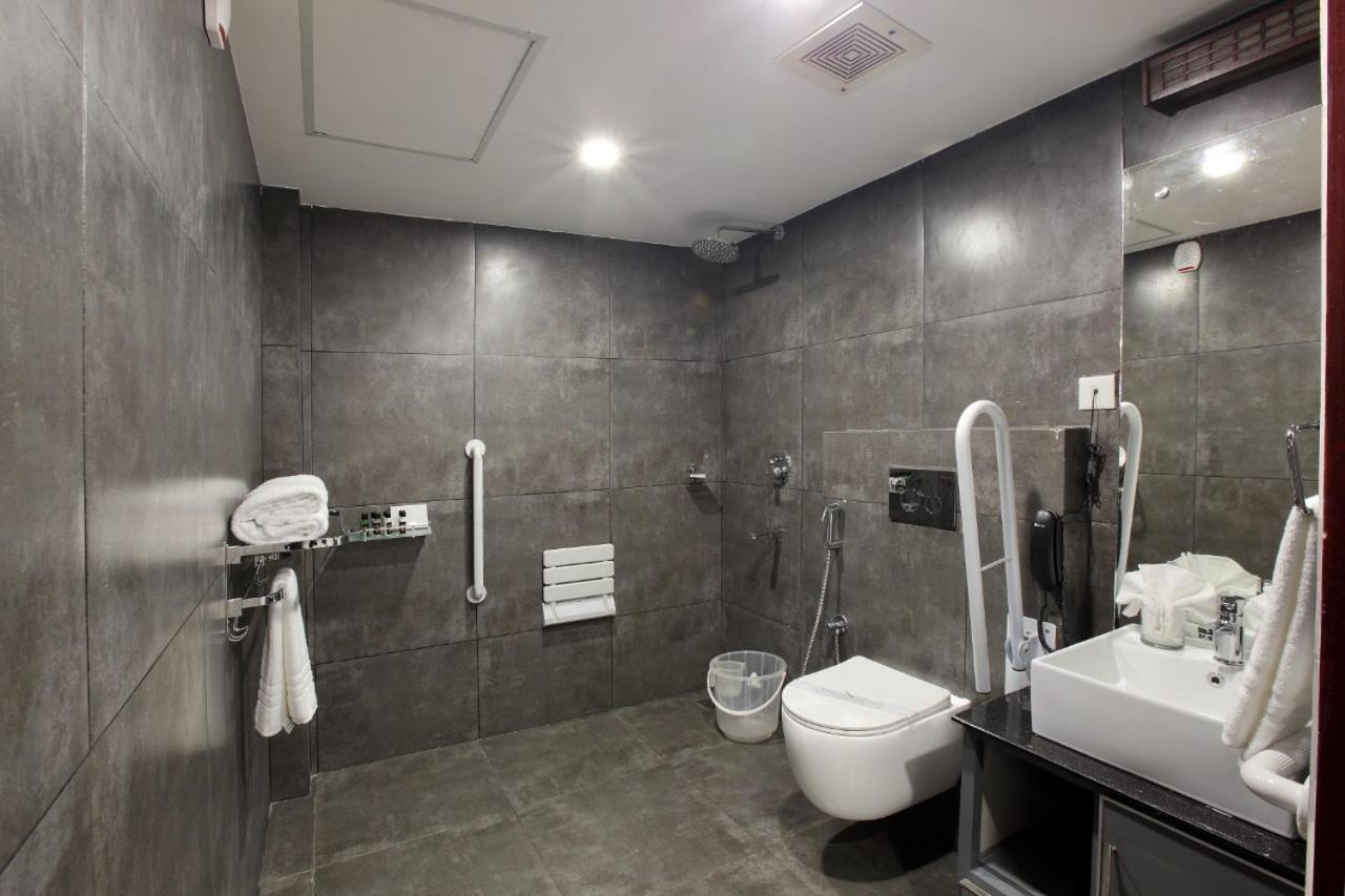Tāmarakulam Sreevalsam Residency Kulanada酒店 外观 照片