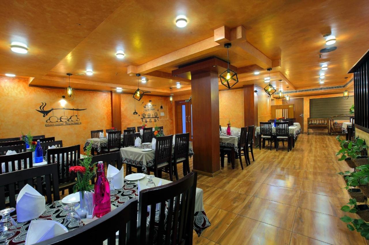 Tāmarakulam Sreevalsam Residency Kulanada酒店 外观 照片