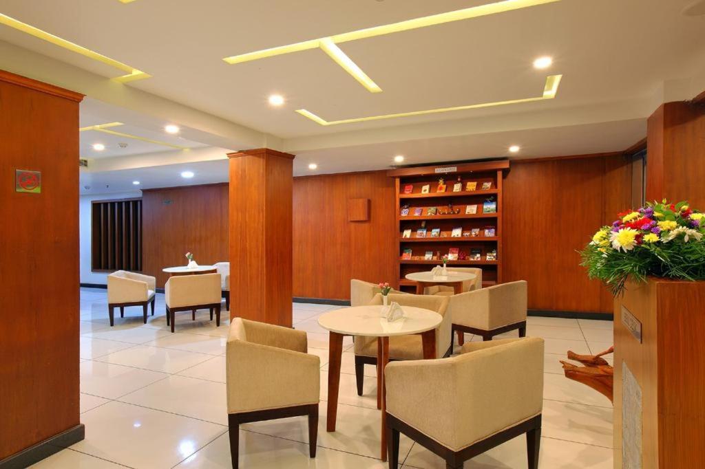 Tāmarakulam Sreevalsam Residency Kulanada酒店 外观 照片