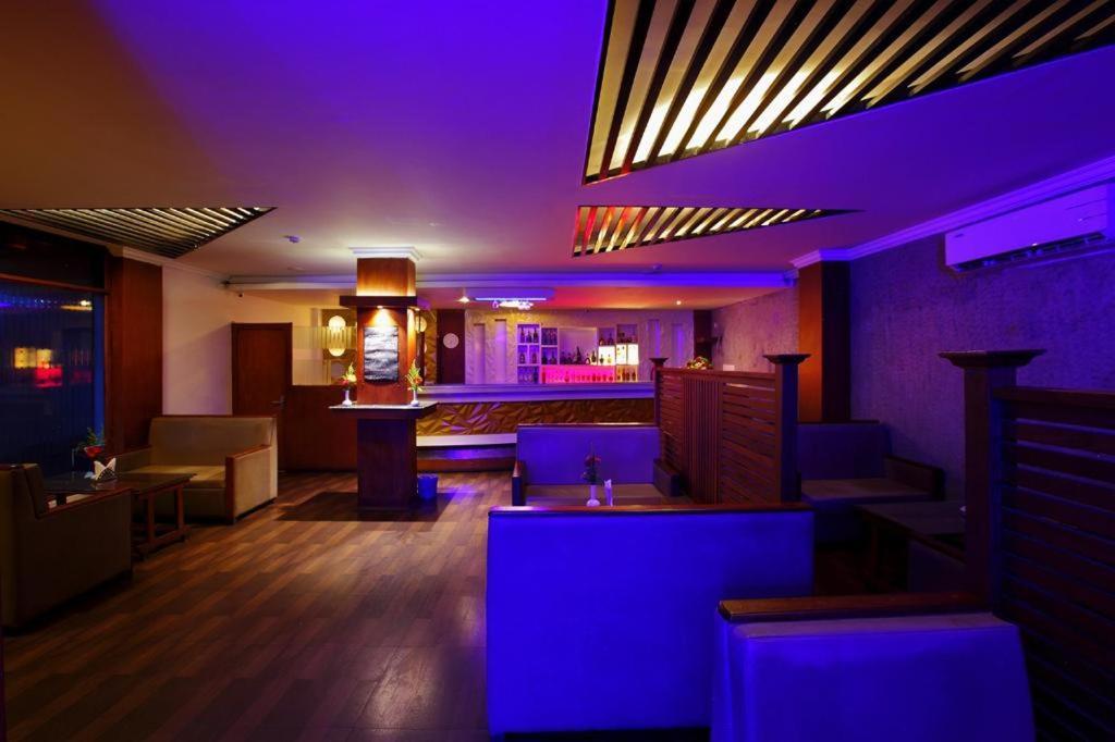 Tāmarakulam Sreevalsam Residency Kulanada酒店 外观 照片