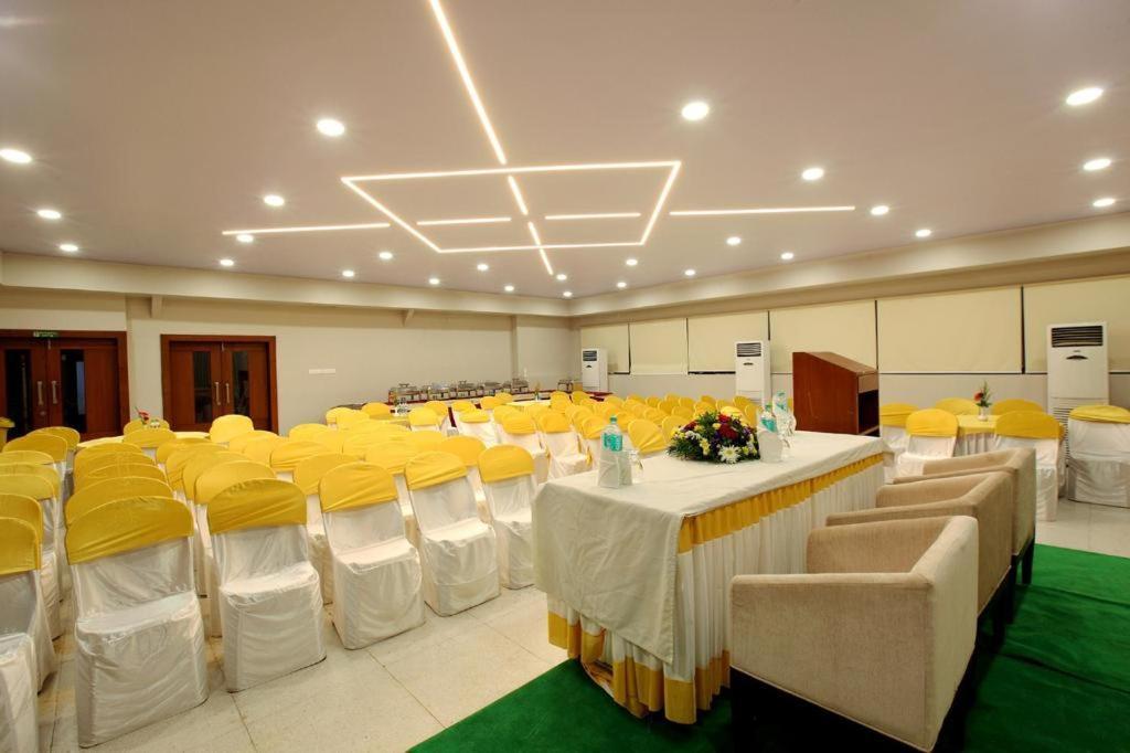 Tāmarakulam Sreevalsam Residency Kulanada酒店 外观 照片